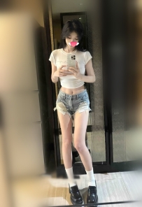 【台南/高雄】19歲極品嫩妹「子瑜」｜160/45一手掌控C奶，堅挺雙峰+超完美比例，淑女