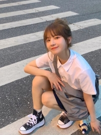 【18Y剛成年】無敵青春美少女！稚嫩青澀的初體驗，滿足你的終極幻想