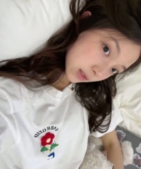 【治癒系甜心】21歲小沫：抱著超安心的精緻腰線，笑一下就讓你心軟