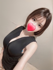 【林口‧稚嫩純情】19歲小薏：155cm/42kg 纖細小隻馬✨ 清秀漂亮的高中生感，羞澀自慰