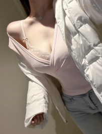 中部依依 身材豐滿 顏值跟氣質都特別頂的玉女